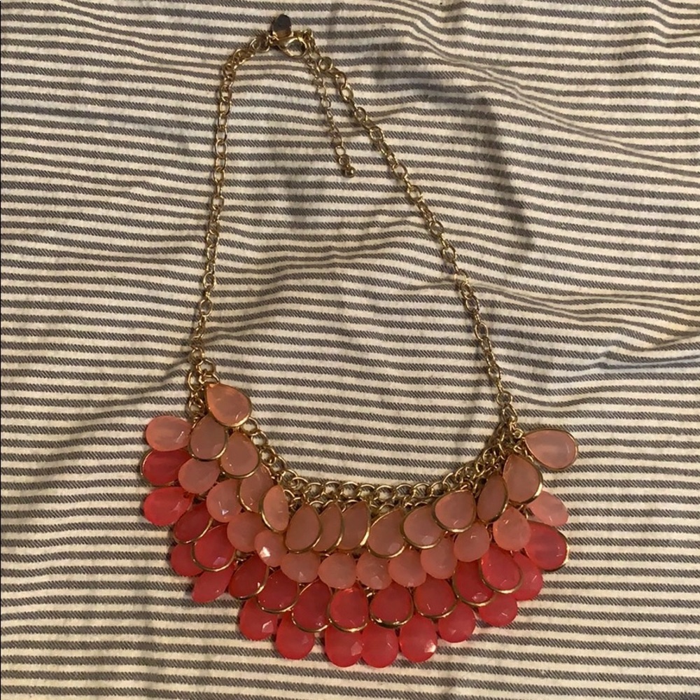 Ombré pink expandable necklace